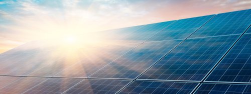 Passer à l'énergie solaire : solutions et conseils pratiques pour les particuliers